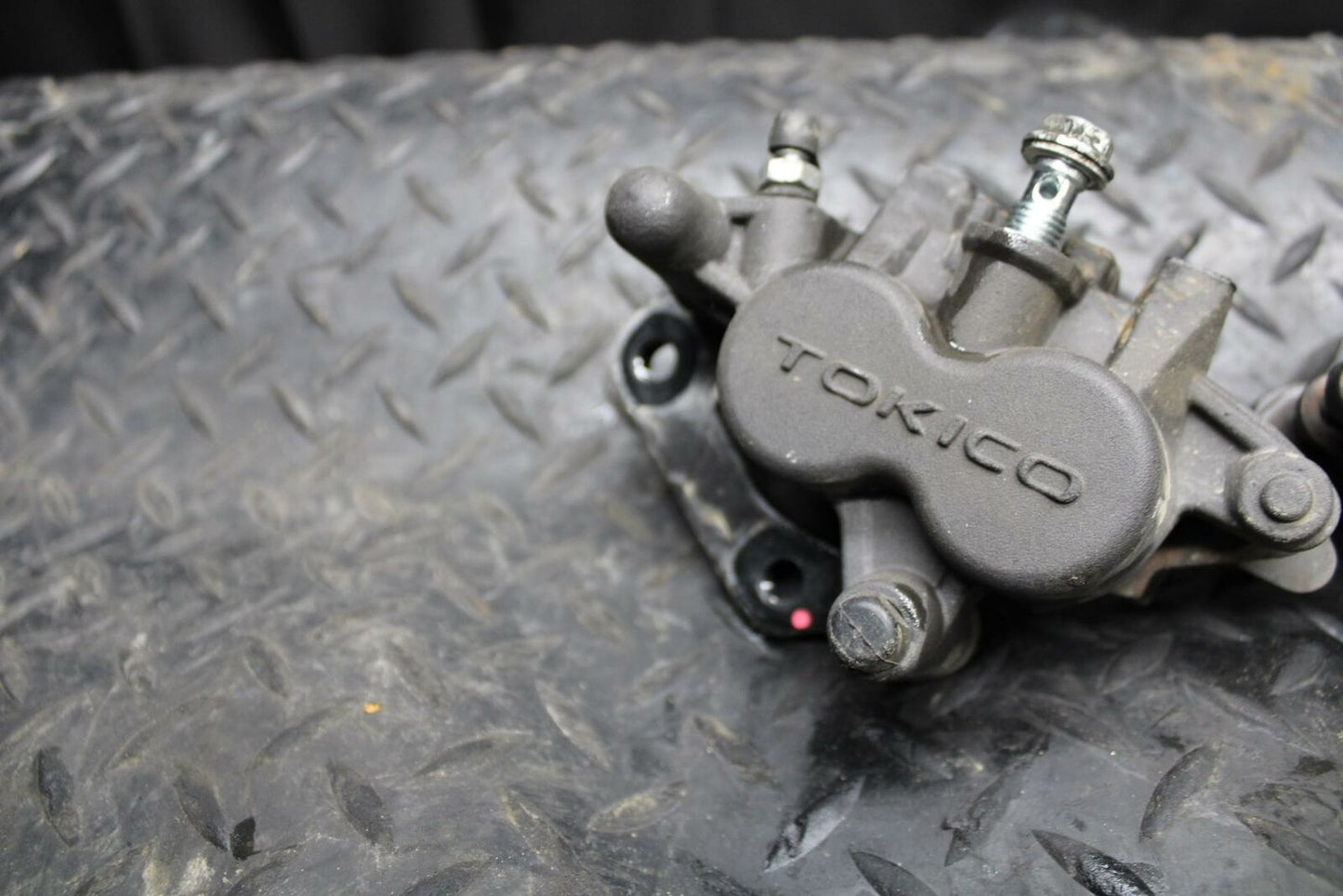 12-17 KAWASAKI NINJA 650 RIGHT LEFT FRONT BRAKE CALIPER SET PAIR CALIPERS BB211