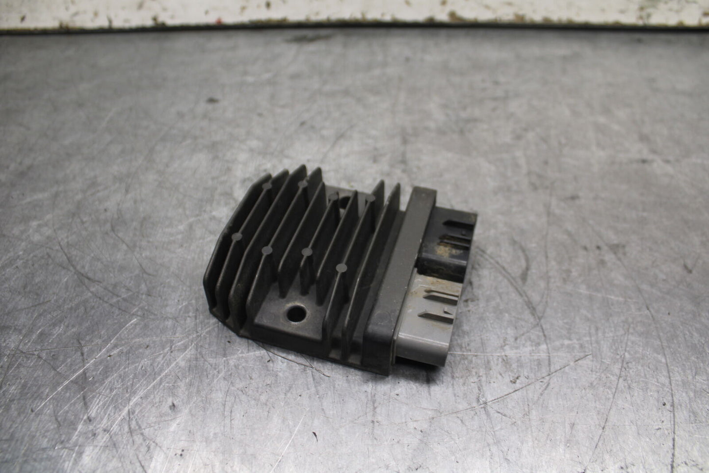 14-17 YAMAHA FZ09 RECTIFIER VOLTAGE REGULATOR BB111
