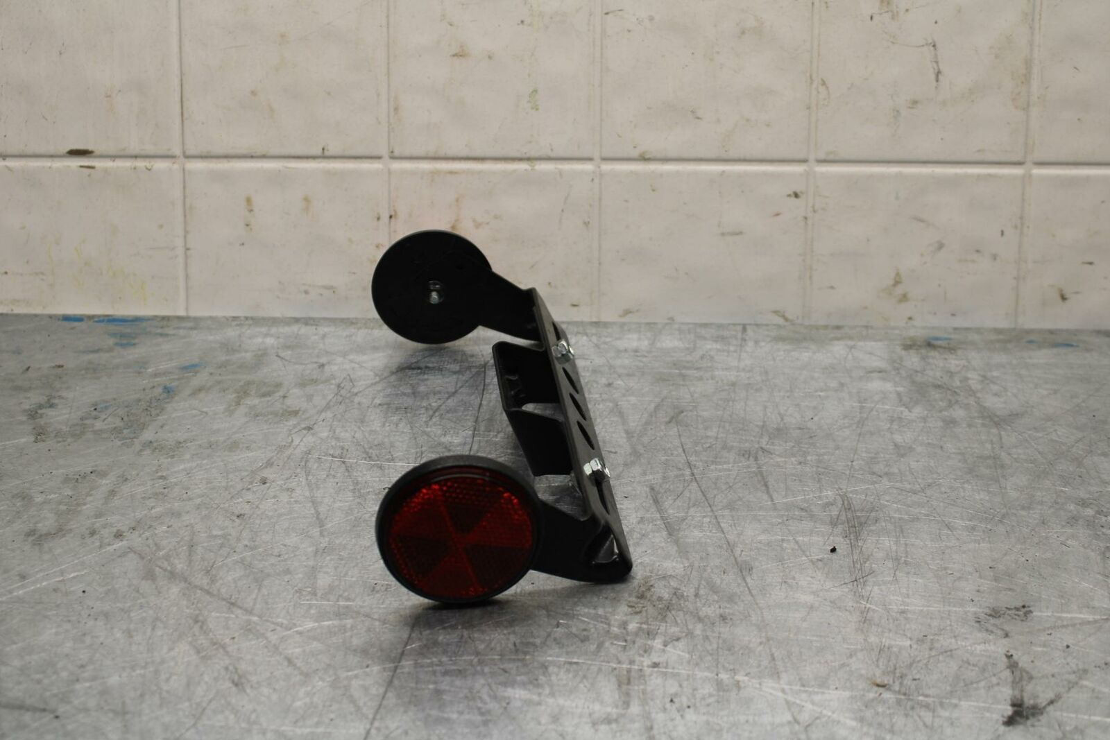 10-13 KAWASAKI Z1000 FENDER ELIMINATOR LICENSE PLATE BRACKET BB421