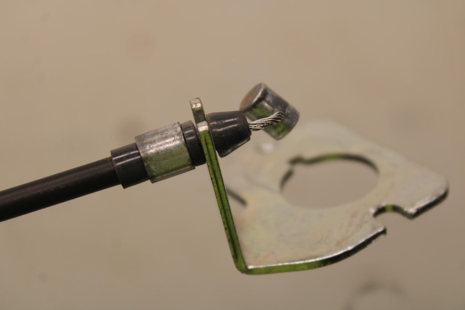 20-23 APRILIA RS660 REAR PASSENGER SEAT LATCH LOCK ASSEMBLY  BB643
