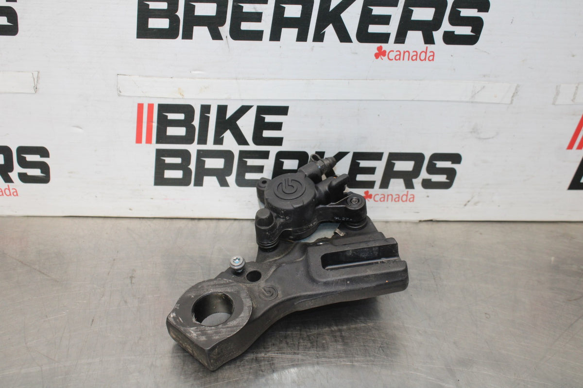 20-23 BMW F900R REAR BACK BRAKE CALIPER W MOUNT BRACKET BB923
