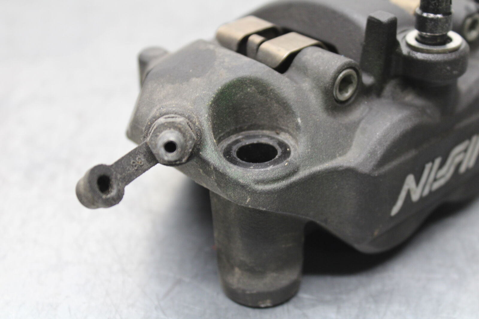 13-17 KAWASAKI NINJA ZX6R ZX636E RIGHT LEFT FRONT BRAKE CALIPER SET PAIR BB735