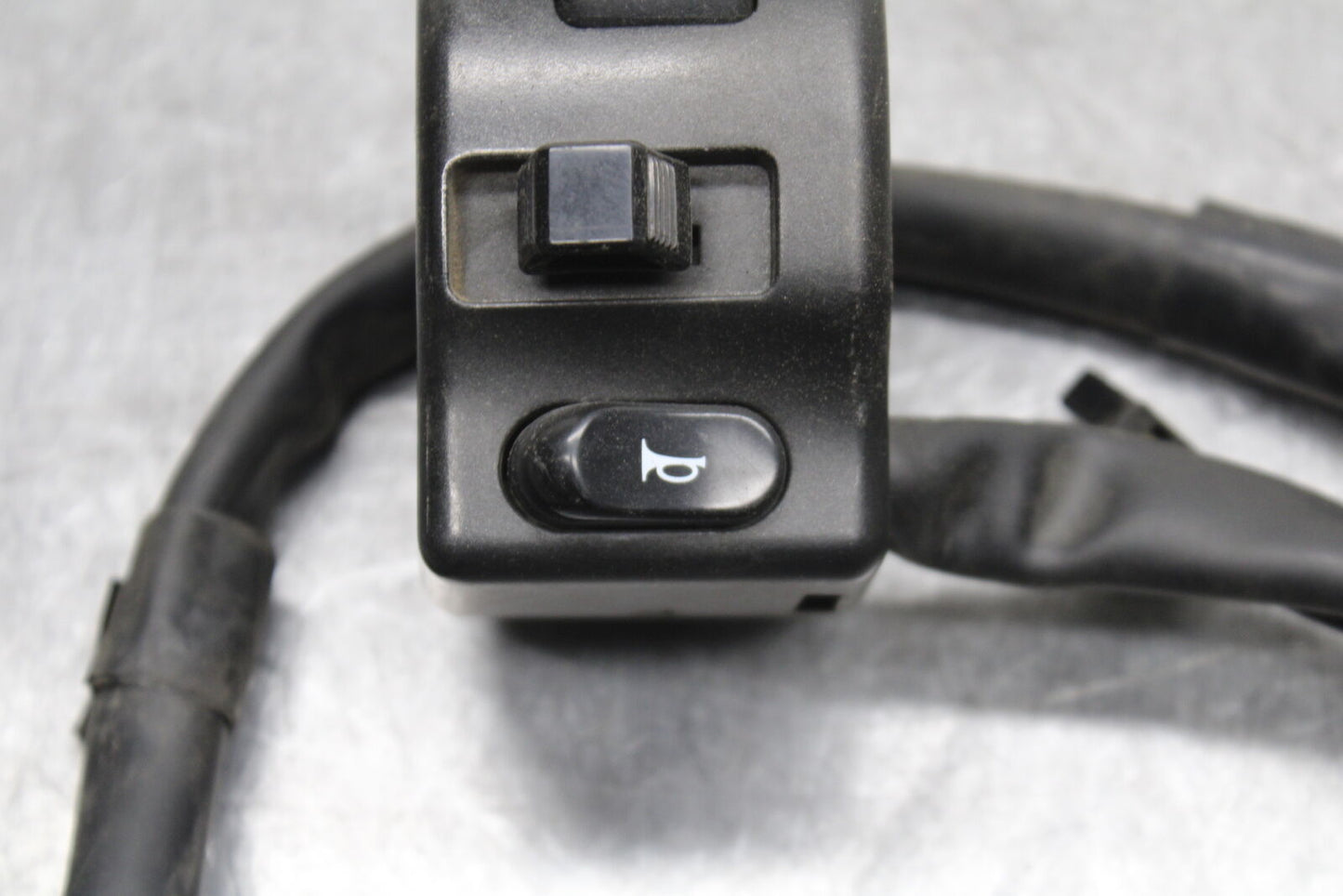 14-15 YAMAHA V STAR 1300 XVS1300CT TOURER LEFT CLIP ON HANDLE HORN SIGNALS BB722