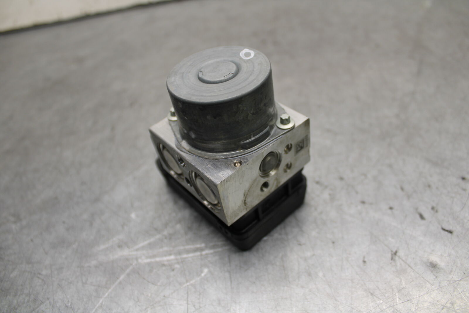 13-18 KAWASAKI NINJA ZX6R ABS PUMP UNIT MODULE BB666