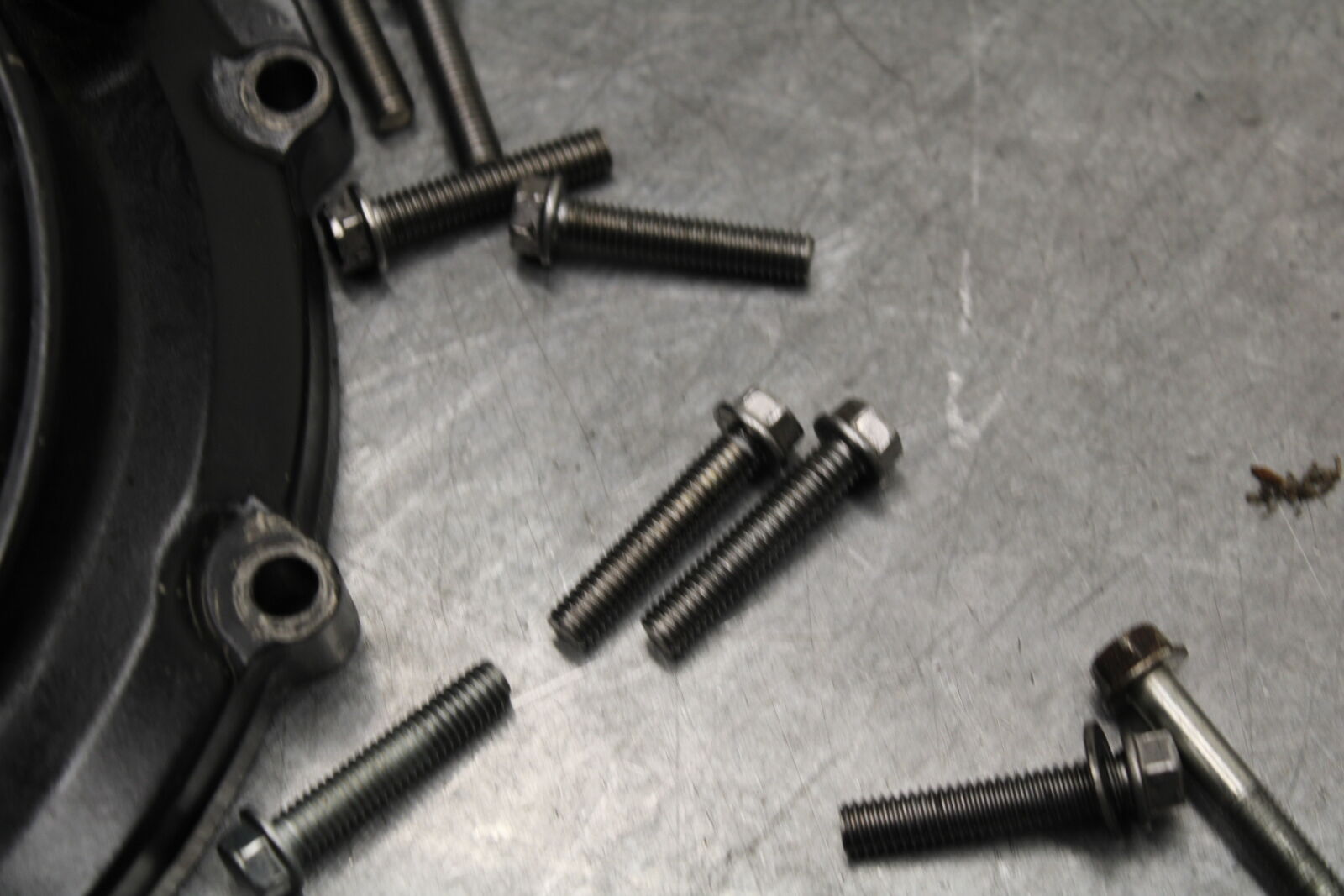 06-07 SUZUKI GSXR 600 CLUTCH SIDE ENGINE MOTOR COVER BB543