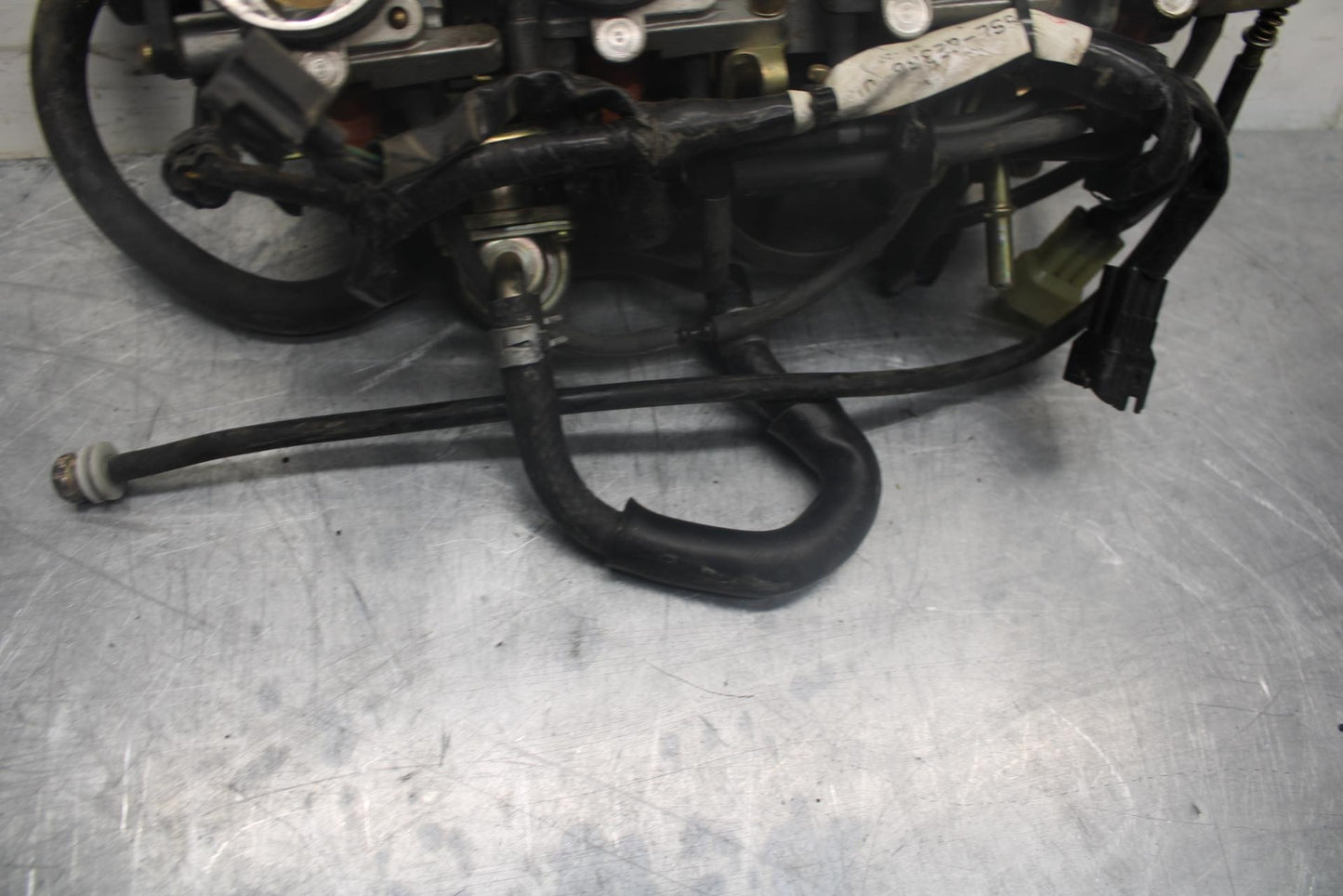 05 YAMAHA YZF R6S MAIN FUEL INJECTORS / THROTTLE BODIES BB462