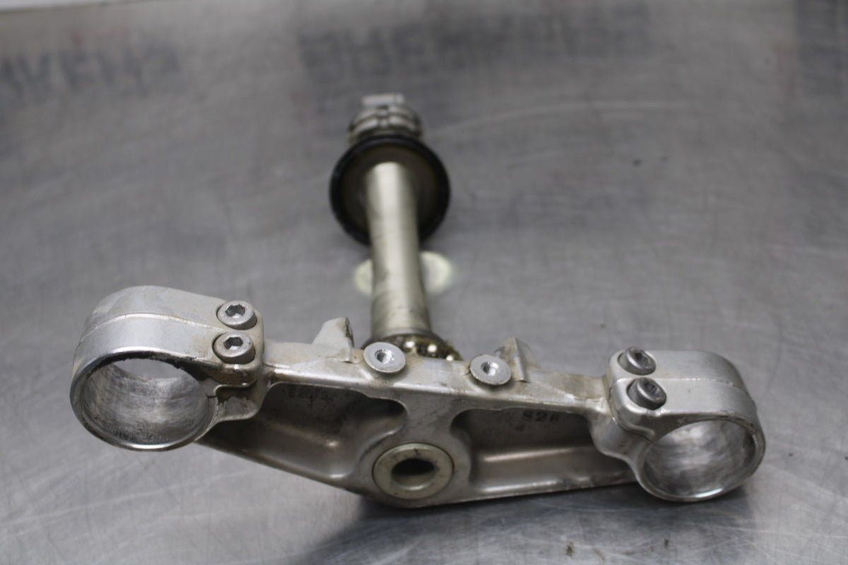 08-09 YAMAHA YZF R6S FRONT FORKS CLAMP LOWER TRIPLE TREE STEM BB796