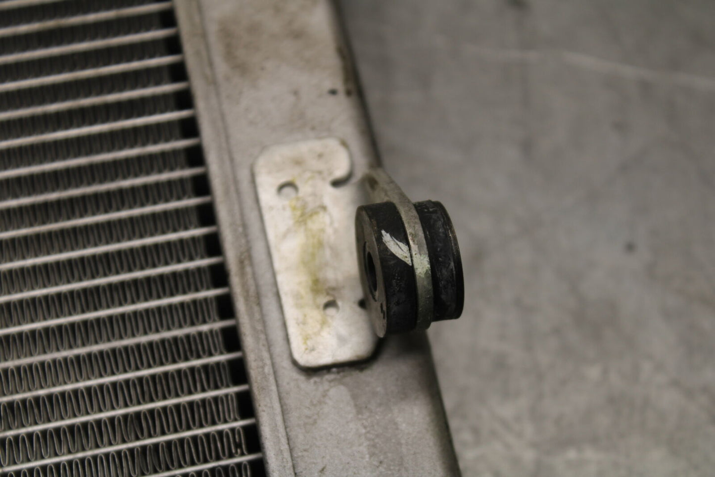 18-23 KAWASAKI NINJA 400 ENGINE RADIATOR MOTOR COOLER COOLING RADIATER BB660