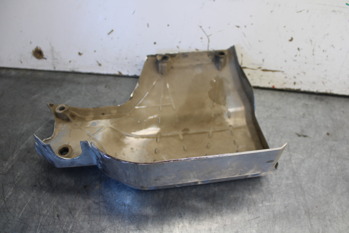 02-04 HONDA VTX1800S ENGINE SPROCKET COVER BB712