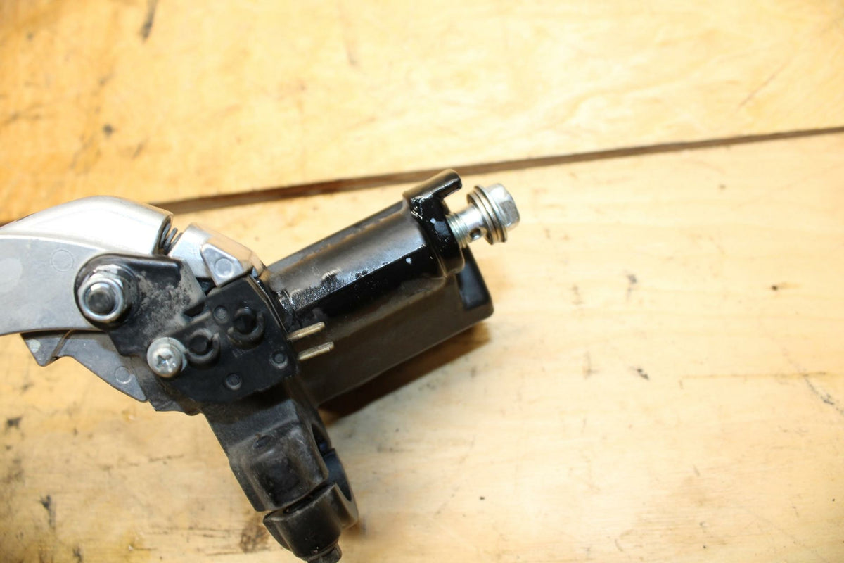 07-12 SUZUKI BANDIT 650S FRONT BRAKE MASTER CYLINDER w/ LEVER BB328