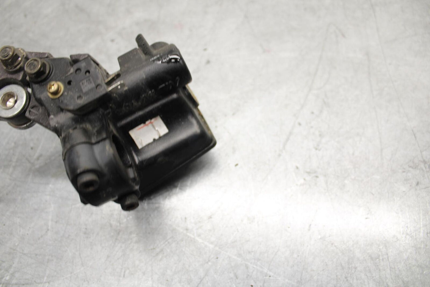 2001 Kawasaki Ninja ZX6 ZX600E FRONT BRAKE MASTER CYLINDER w/ LEVER BB547