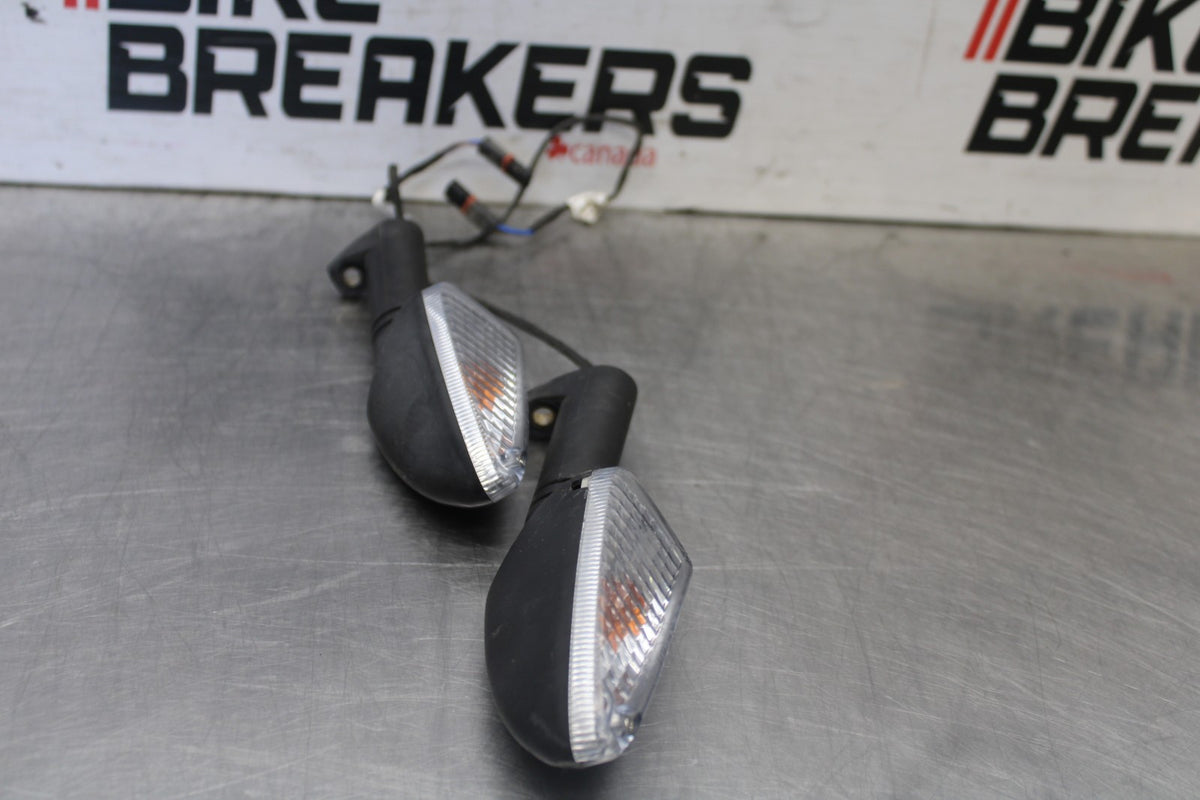 19 BMW F750GS FRONT LEFT RIGHT TURN SIGNALS LIGHT INDICATORS BB938