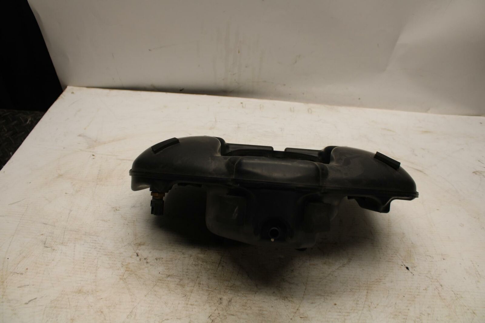 05-09 SUZUKI BOULEVARD C90 AIRBOX AIR INTAKE FILTER BOX BB357