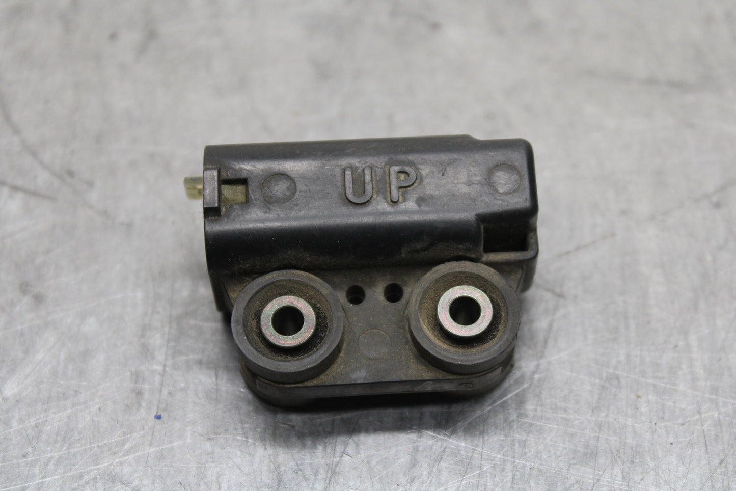 04-05 YAMAHA YZF R1 TIP OVER BANK ANGLE CRASH SENSOR SWITCH BB131