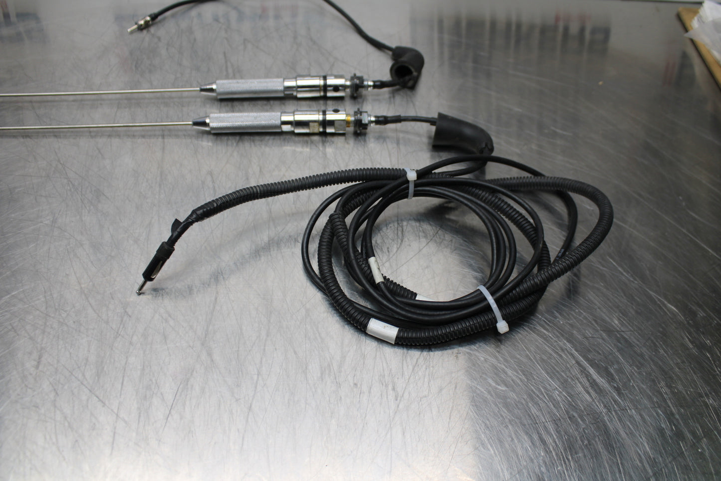 09 YAMAHA ROYAL STAR XVZ1300TF VENTURE RADIO STEREO ANTENNA SET PAIR BB151