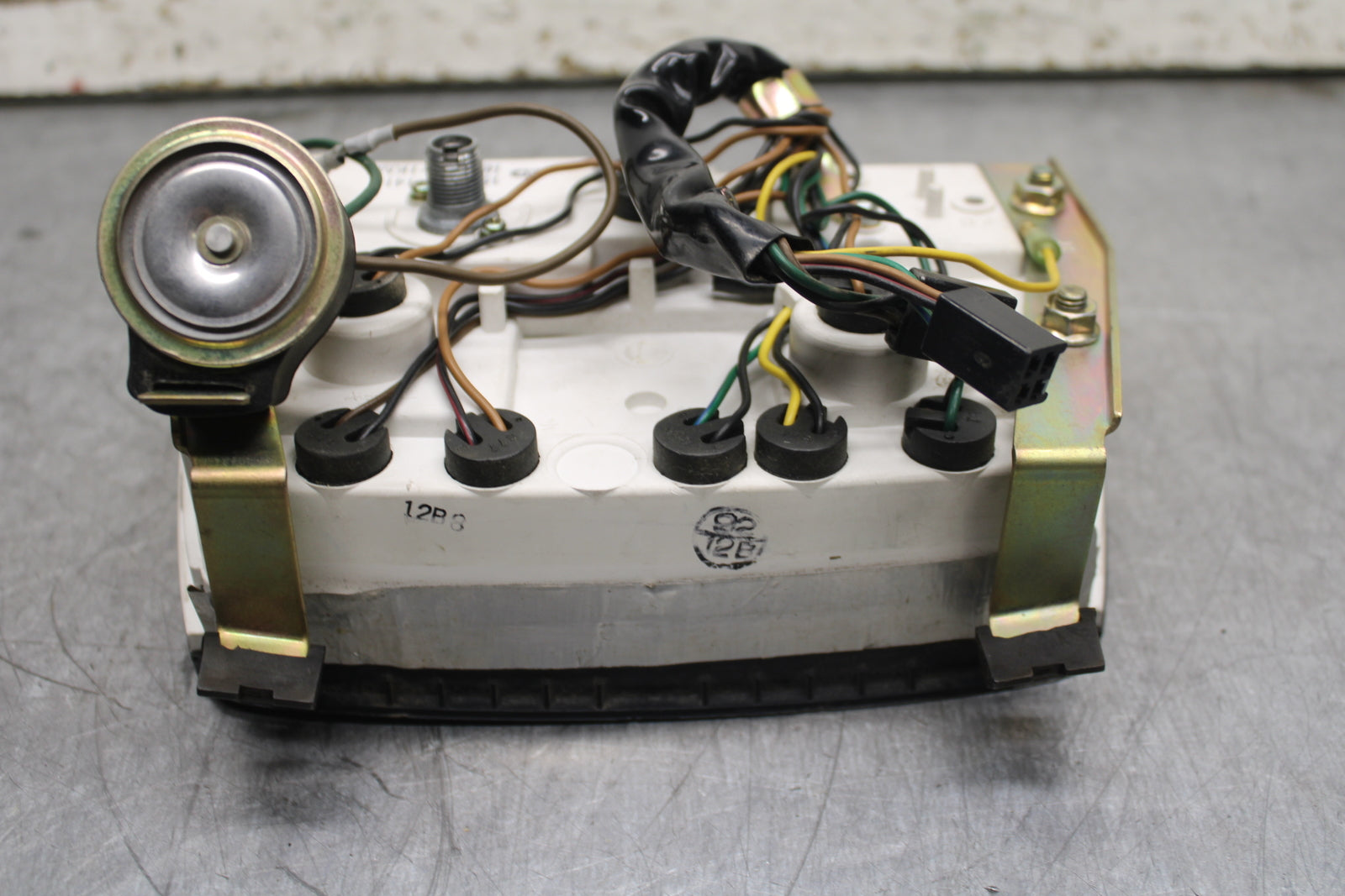 83-85 YAMAHA RIVA 180 XC180 SPEEDO TACH GAUGES DISPLAY CLUSTER SPEEDOMETER BB109