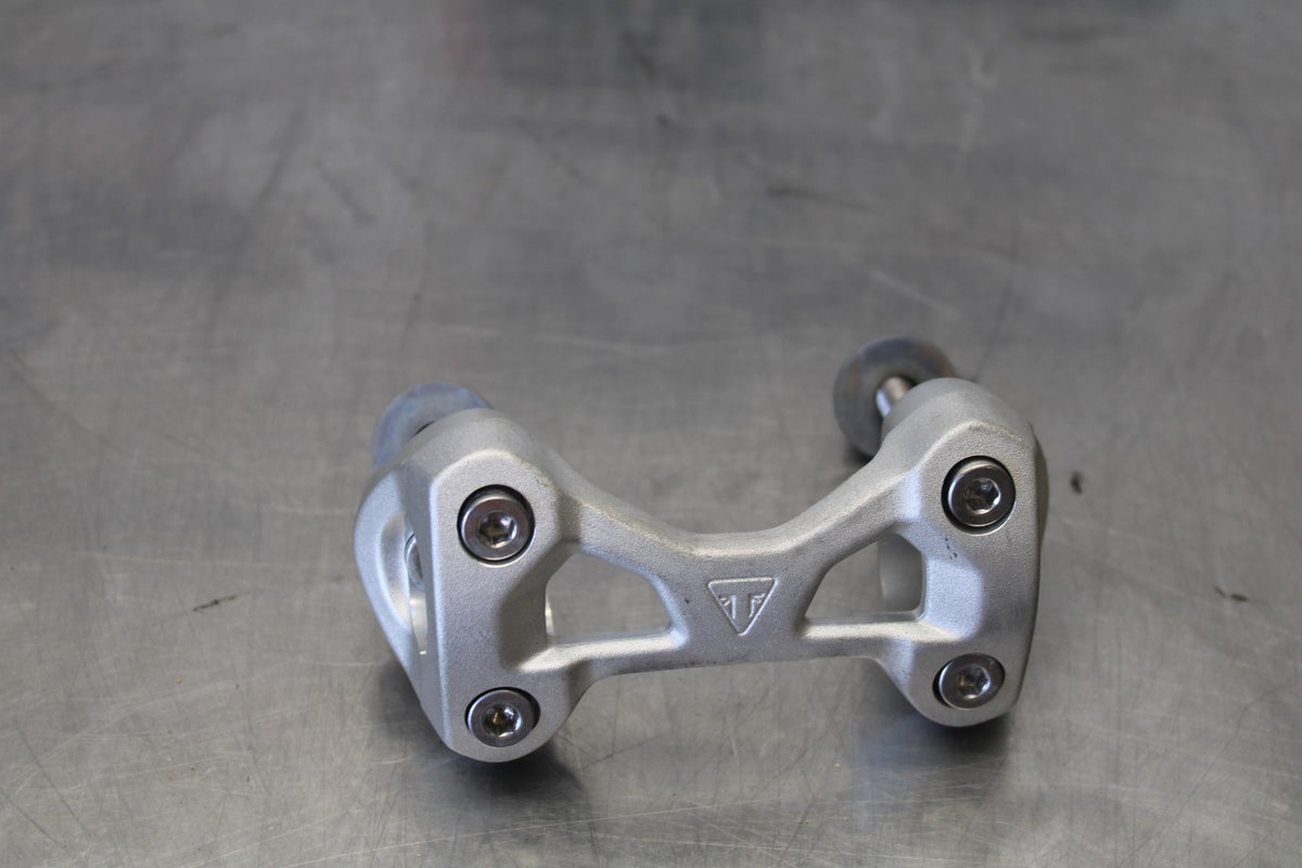 20 TRIUMPH STREET TRIPLE 765 HANDLEBAR RISERS BB864