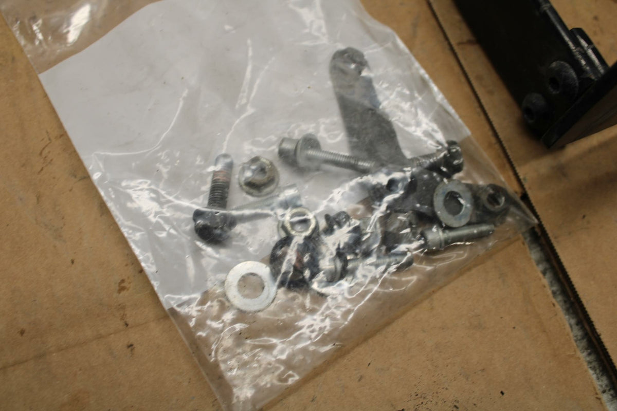 14-20 HARLEY-DAVIDSON STREET 500 MUFFLER EXHAUST PIPE BRACKET MOUNT BB381