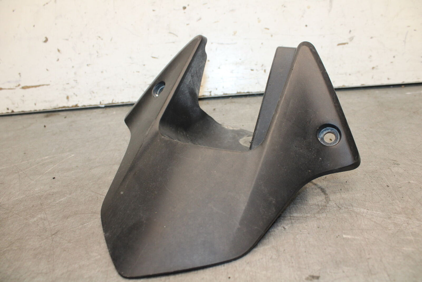 17-21 HONDA CBR1000RR SP REAR BACK WHEEL TIRE HUGGER FENDER BB681