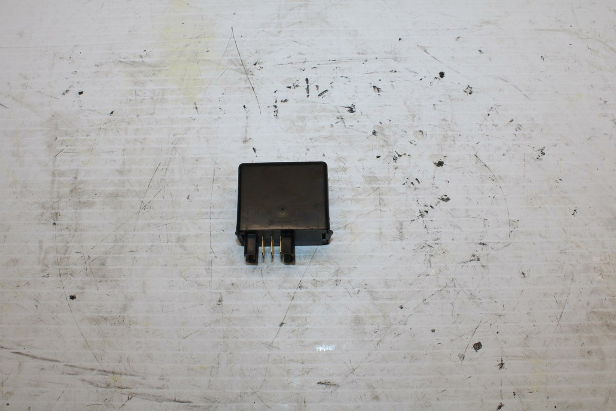 06-07 SUZUKI GSXR600 TURN SIGNAL BLINKER FUEL RELAY FLASHER SWITCH BB245