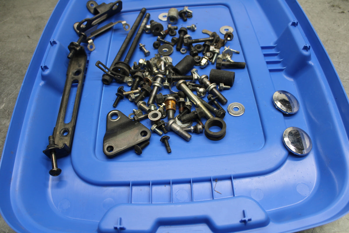 10-13 HONDA SHADOW RS 750 VT750RS MOUNTING BOLTS HARDWARE MOTOR SCREWS BB718