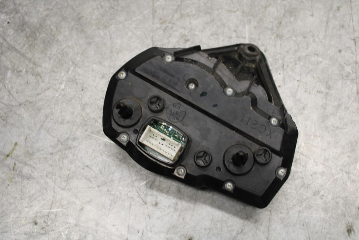 06-07 SUZUKI GSXR600 SPEEDO TACH GAUGES DISPLAY CLUSTER SPEEDOMETER BB543#A