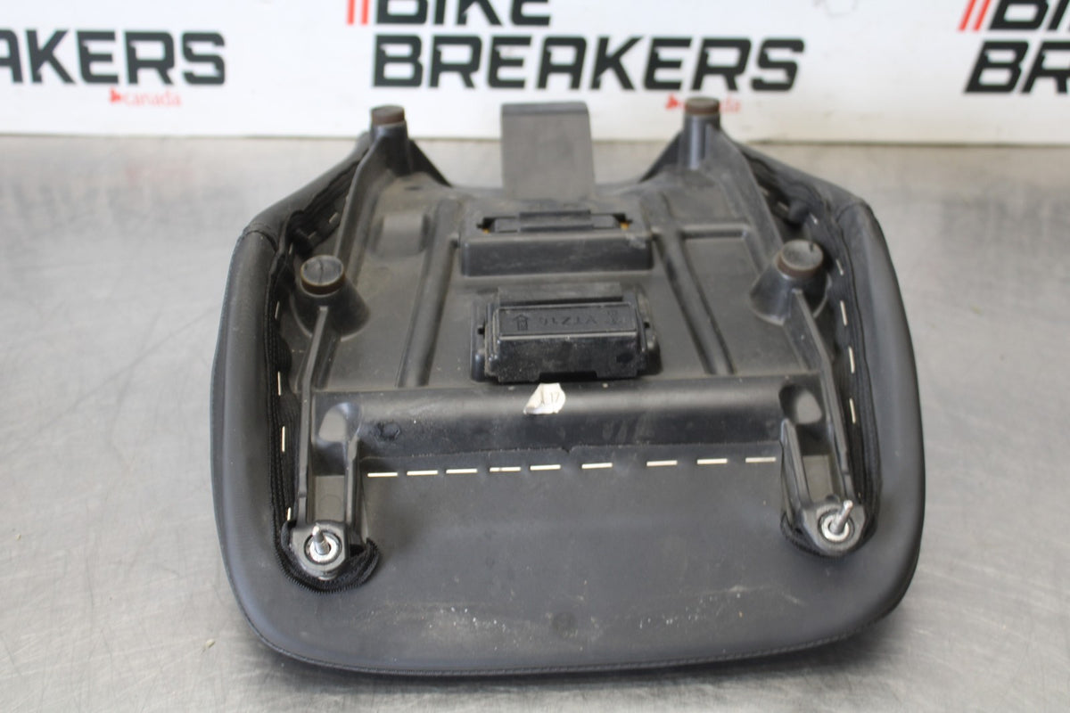 17-20 BMW S1000R FRONT DRIVERS SEAT PAD SADDLE PILLION BB909