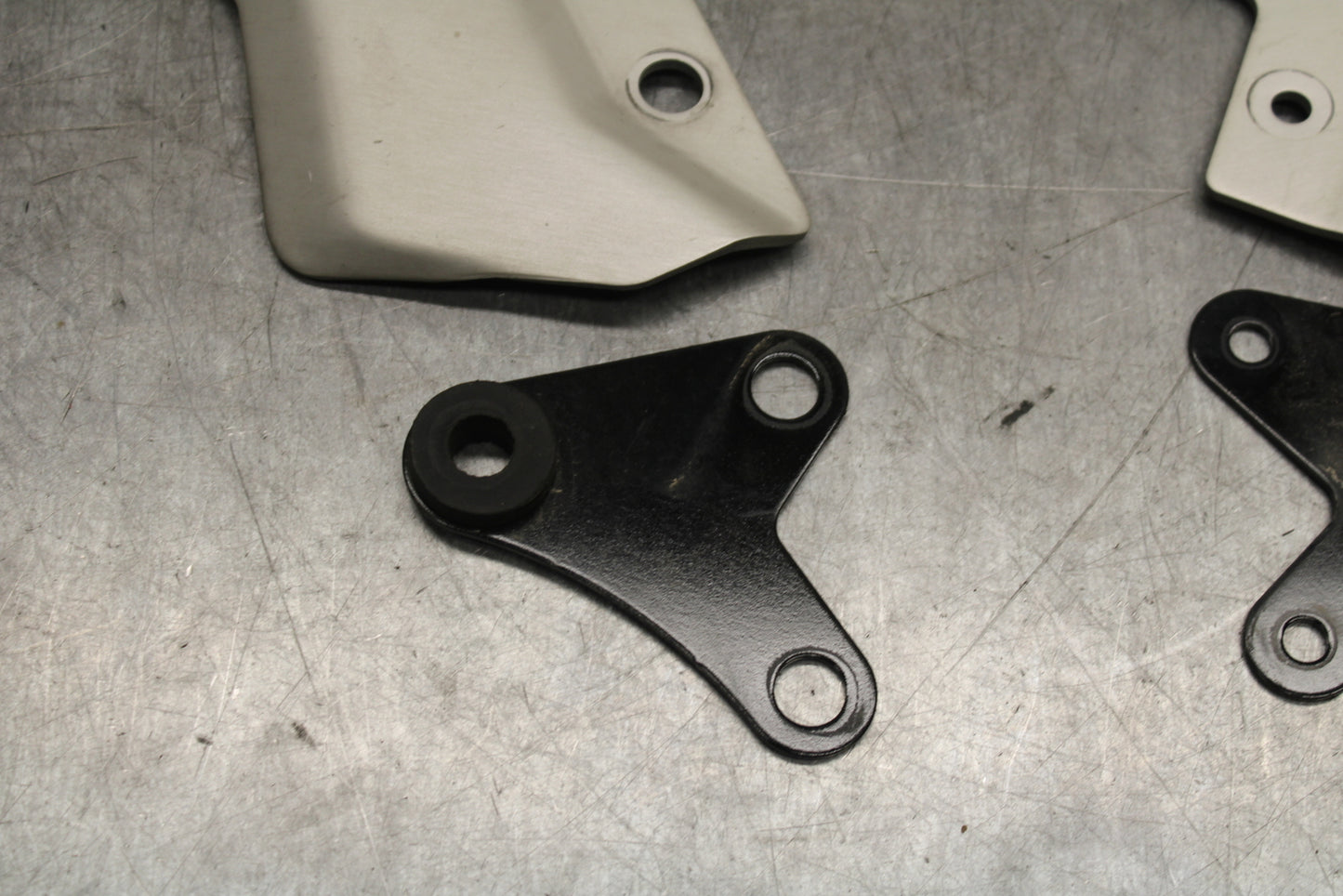 18-24 KAWASAKI NINJA 650  REARSET REAR HEEL GUARD COVER SET BB725