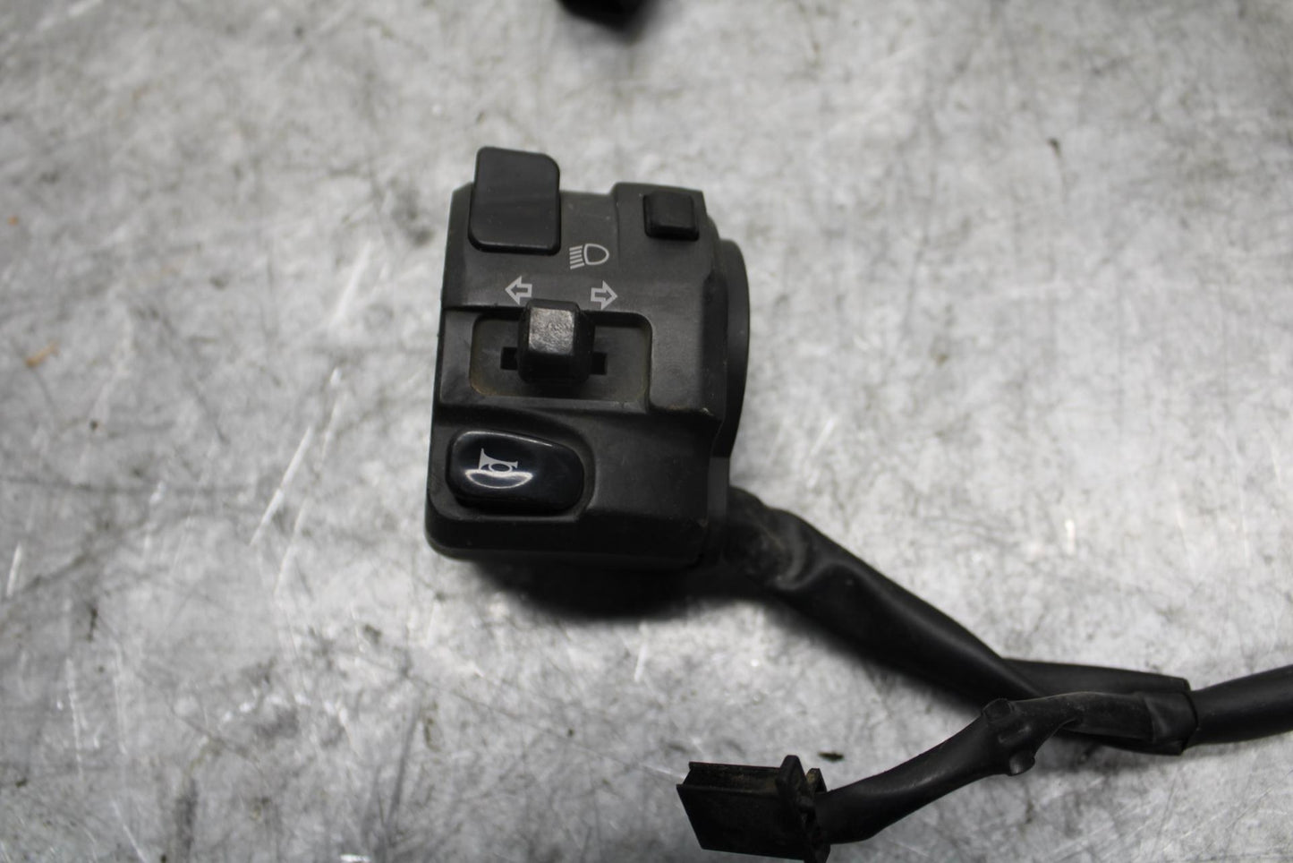 2009 Kawasaki Ninja ZX6R ZX600R LEFT CLIP ON HANDLE HORN SIGNALS SWITCH BB538