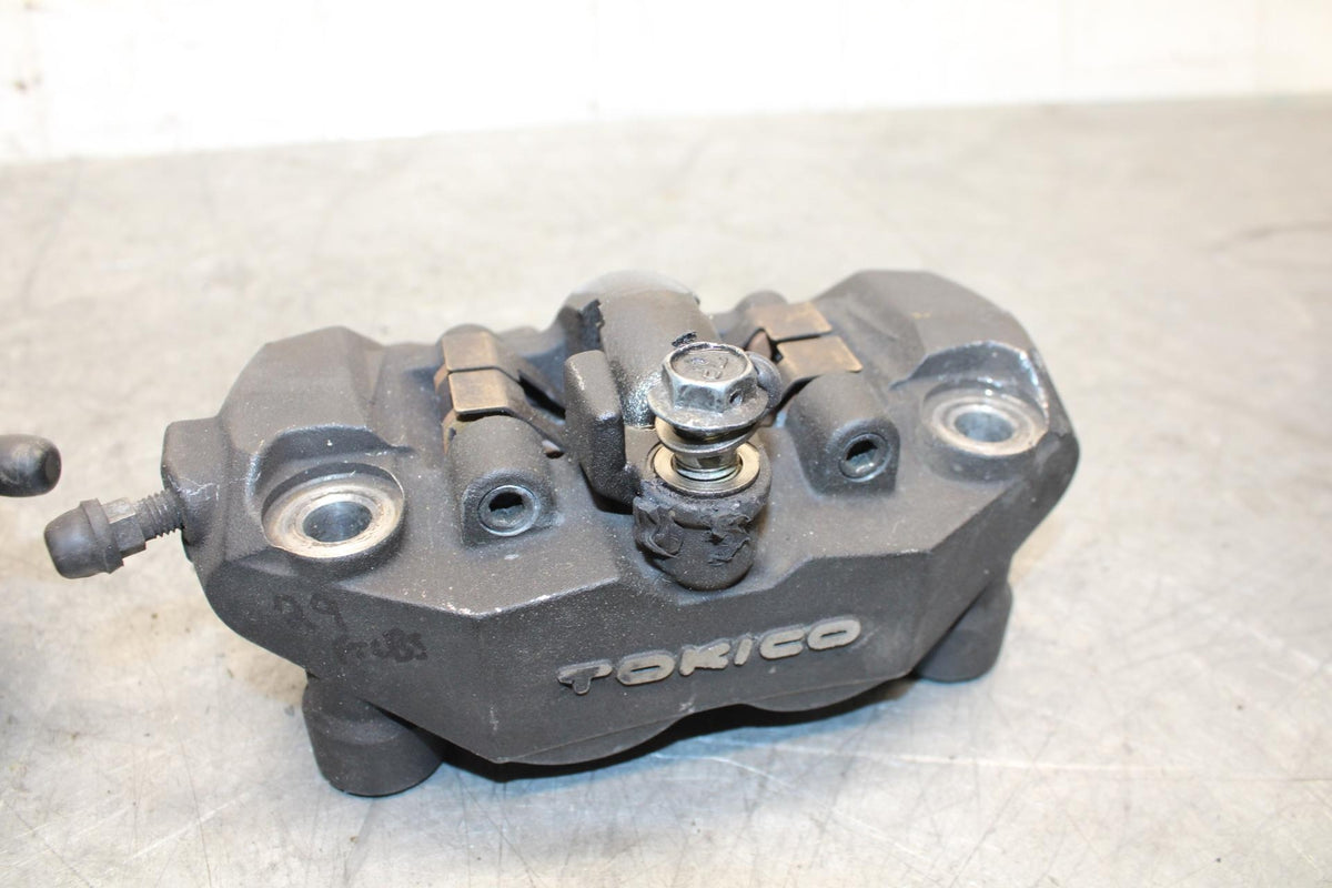2009 Suzuki GSXR600 RIGHT LEFT FRONT BRAKE CALIPER SET PAIR CALIPERS BB527
