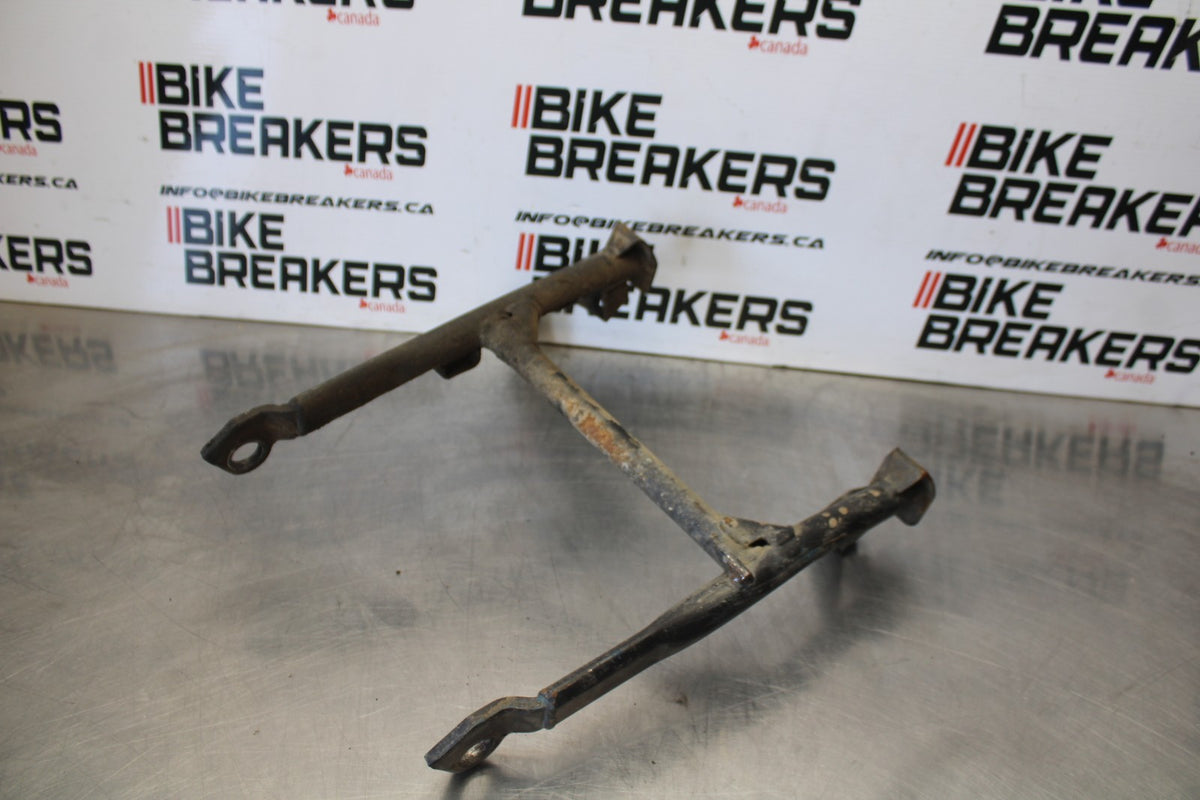 15 TRIUMPH TIGER 800 CENTER MAIN STAND BB873