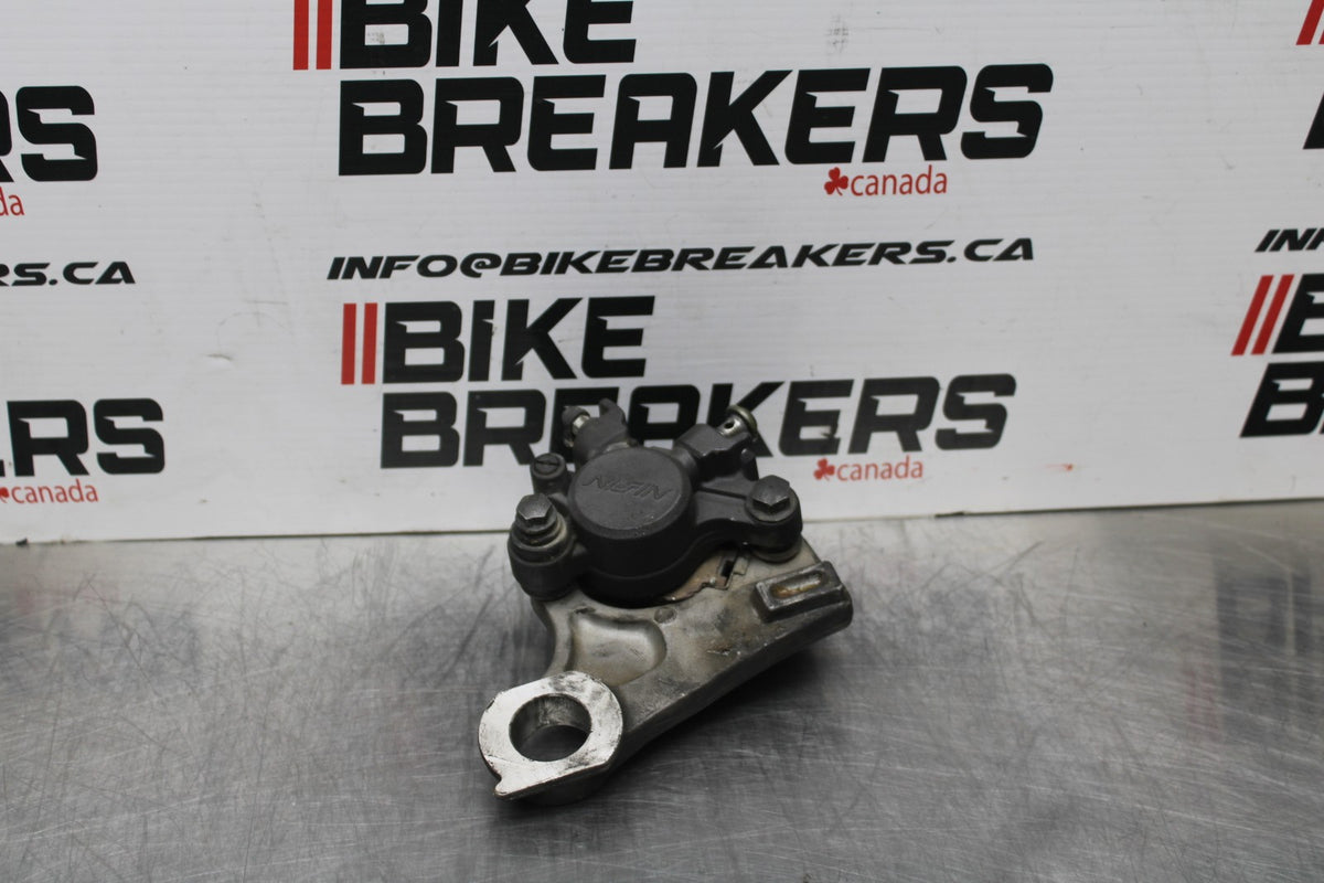 07-08 YAMAHA YZF R1 REAR BACK BRAKE CALIPER W MOUNT BRACKET BB771