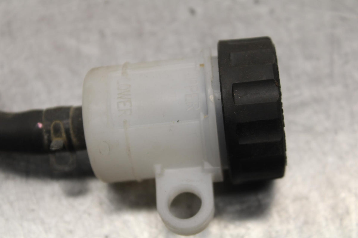 23-24 KAWASAKI NINJA ZX4R REAR BACK BRAKE MASTER CYLINDER W RESERVOIR BB638
