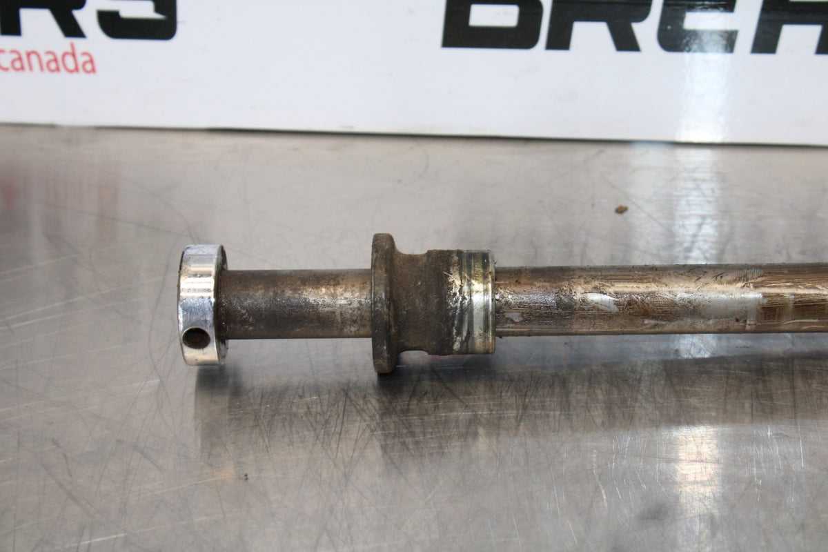 76-77 HONDA GOLDWING 1000 REAR AXLE BACK WHEEL RIM PIVOT BOLT AXEL BB171