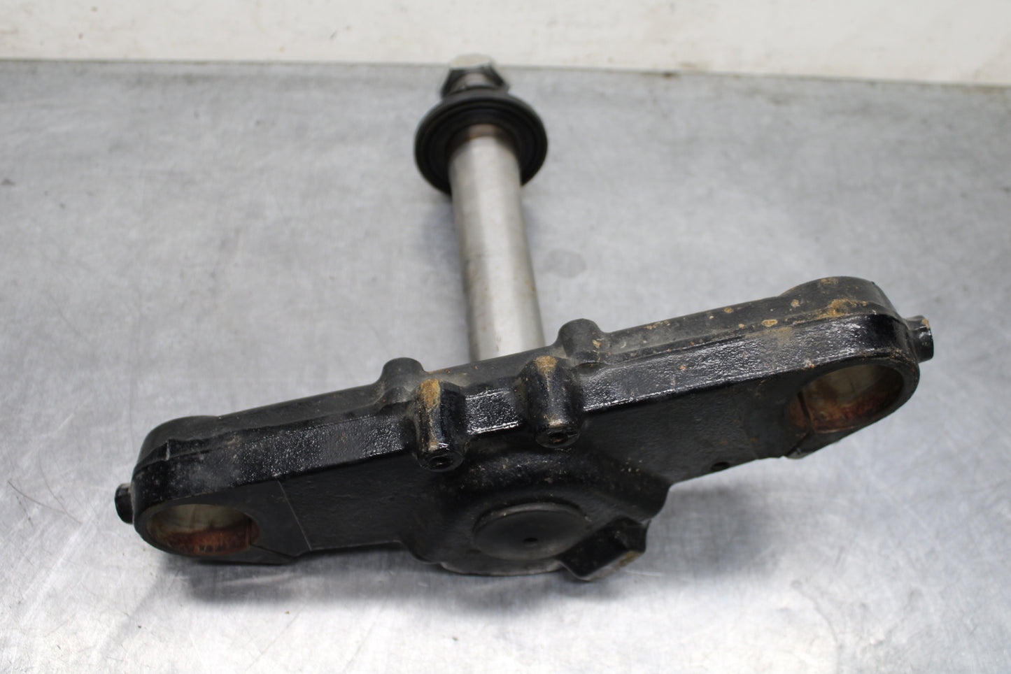 05-08 KAWASAKI VULCAN 1500 VN1500N CLASSIC FORKS CLAMP LOWER TRIPLE TREE BB133