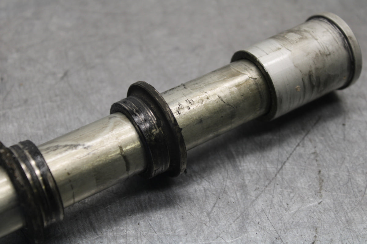 09-12 KAWASAKI NINJA ZX6R FRONT WHEEL RIM AXLE PIVOT BOLT 41068-0034 BB698