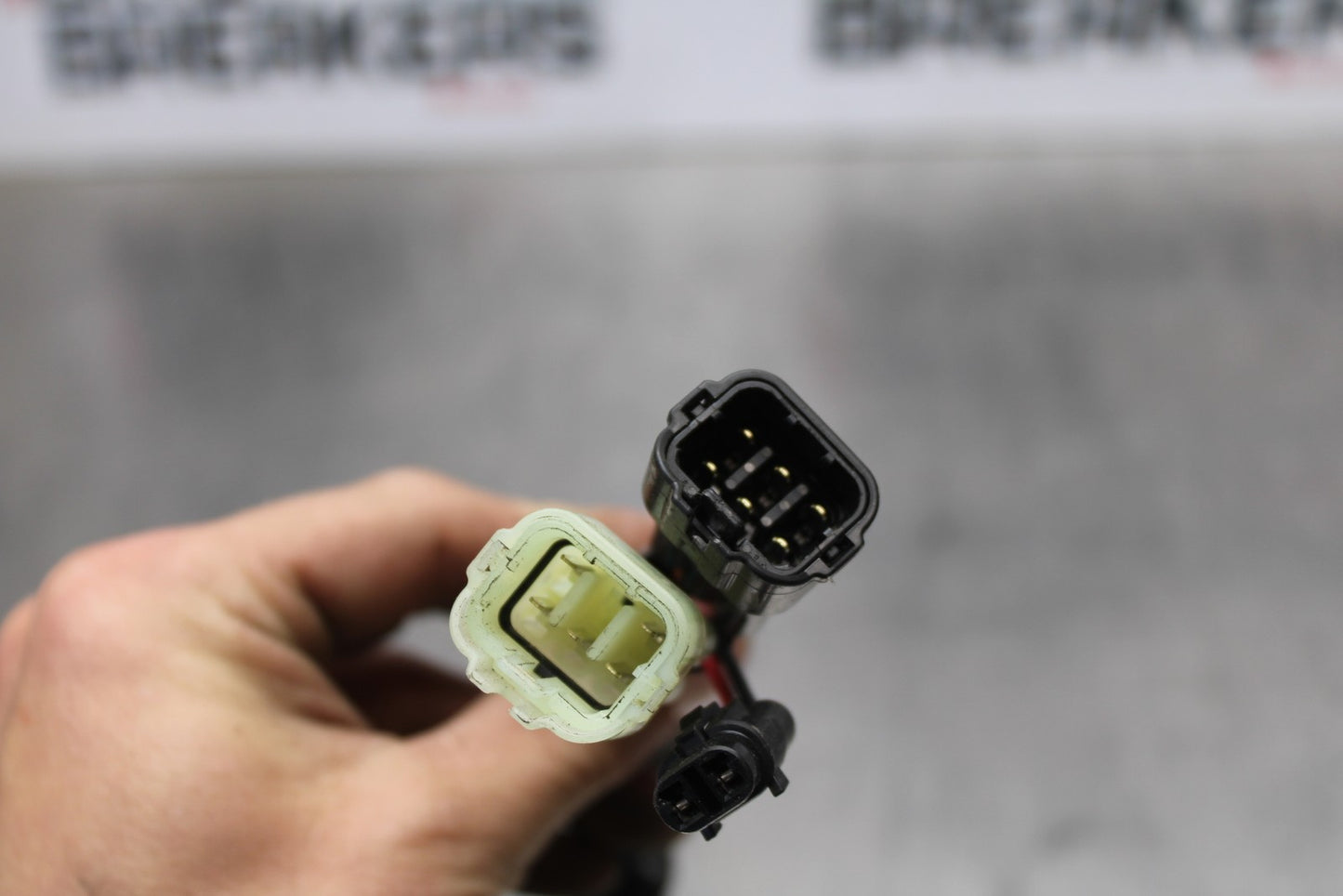 21-23 KAWASAKI NINJA ZX6R LEFT CLIP ON HANDLE HORN SIGNALS SWITCH SWITCHES BB179