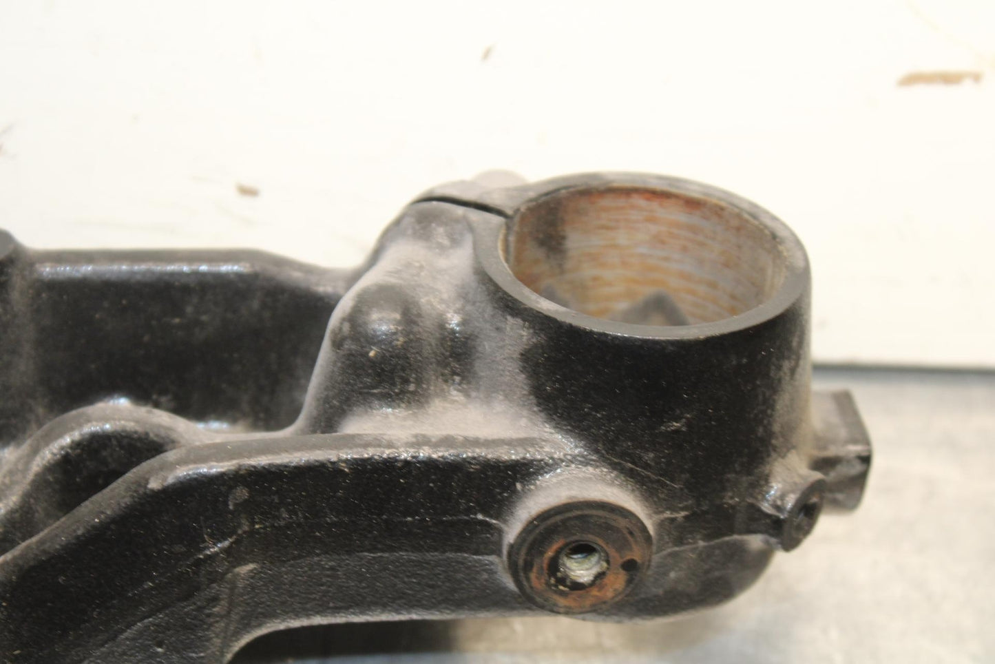 03-08 KAWASAKI VULCAN 1600 FRONT FORKS CLAMP LOWER TRIPLE TREE STEM BB616