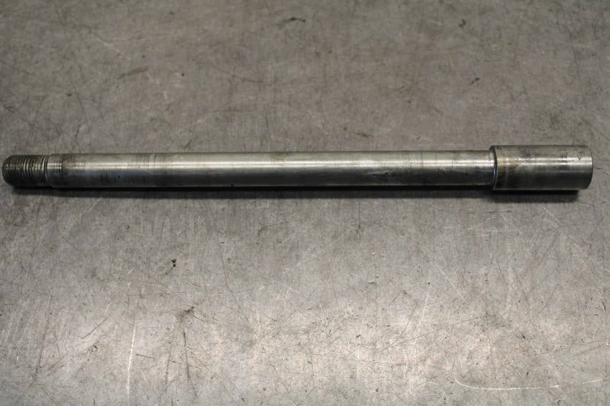 05-06 SUZUKI BOULEVARD M50 FRONT WHEEL RIM AXLE PIVOT BOLT BB671