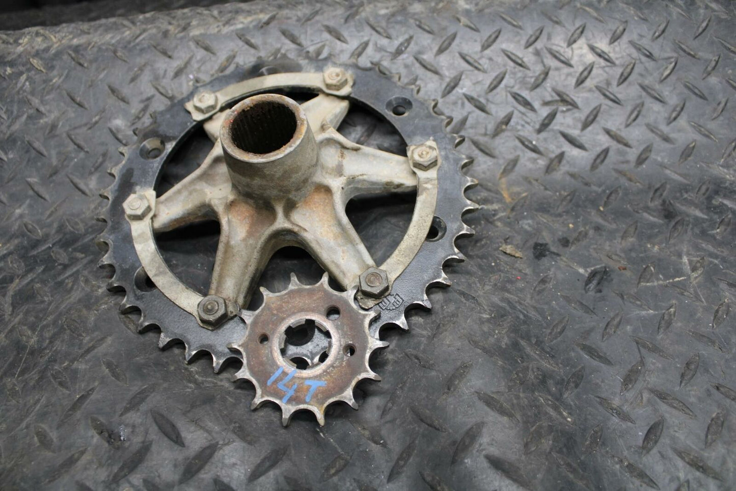 2004 Yamaha Banshee 350 YFZ350 FRONT REAR SPROCKET & HUB  BB232