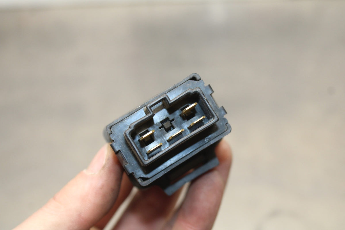 01 KAWASAKI VULCAN 1500 TURN SIGNAL BLINKER RELAY FLASHER SWITCH BB301