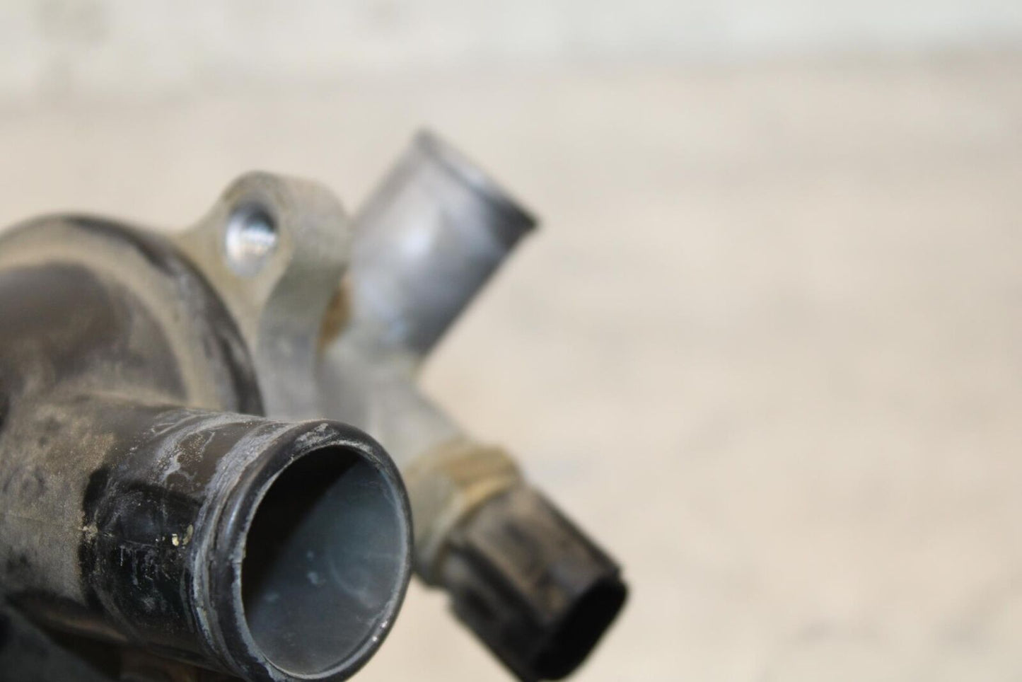 2005 Kawasaki Vulcan 1600 VN1600A Classic THERMOSTAT HOUSING BB574