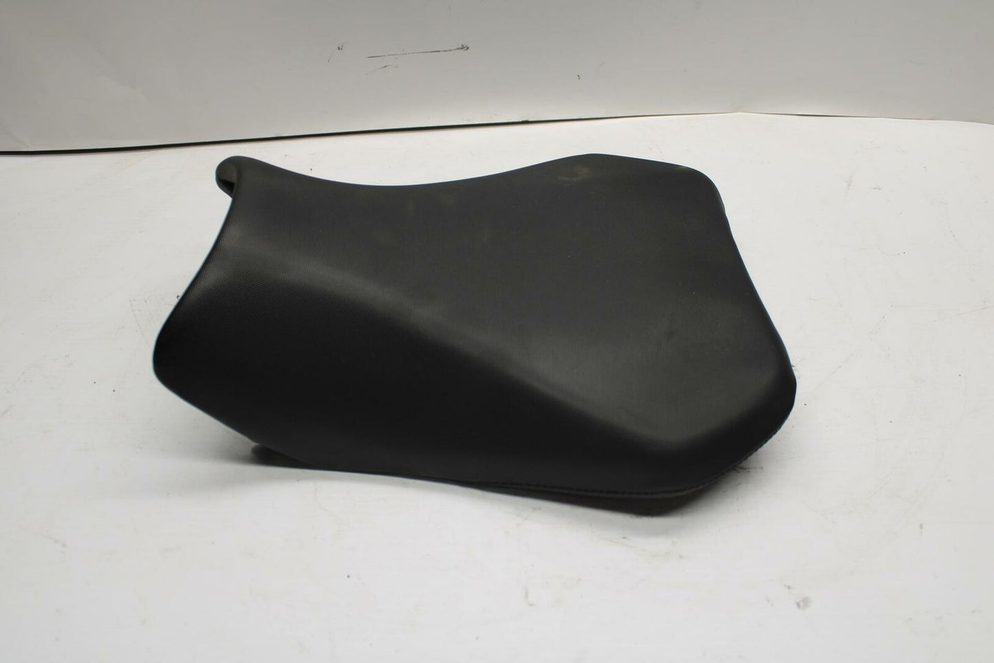 11-21 SUZUKI GSXR600 FRONT DRIVERS SEAT PAD SADDLE PILLION 45100-14J10-DW2 BB260