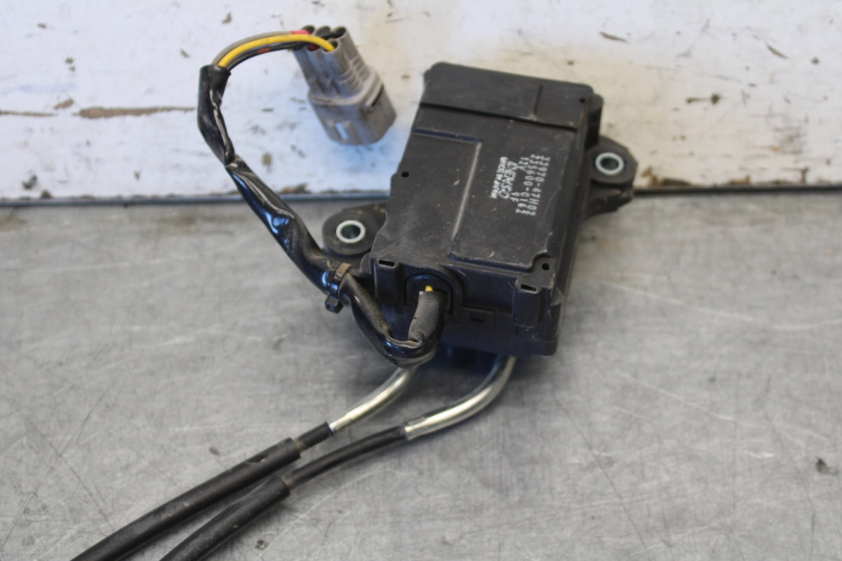 11-24 SUZUKI GSXR750 EXHAUST VALVE SERVO MOTOR BB687