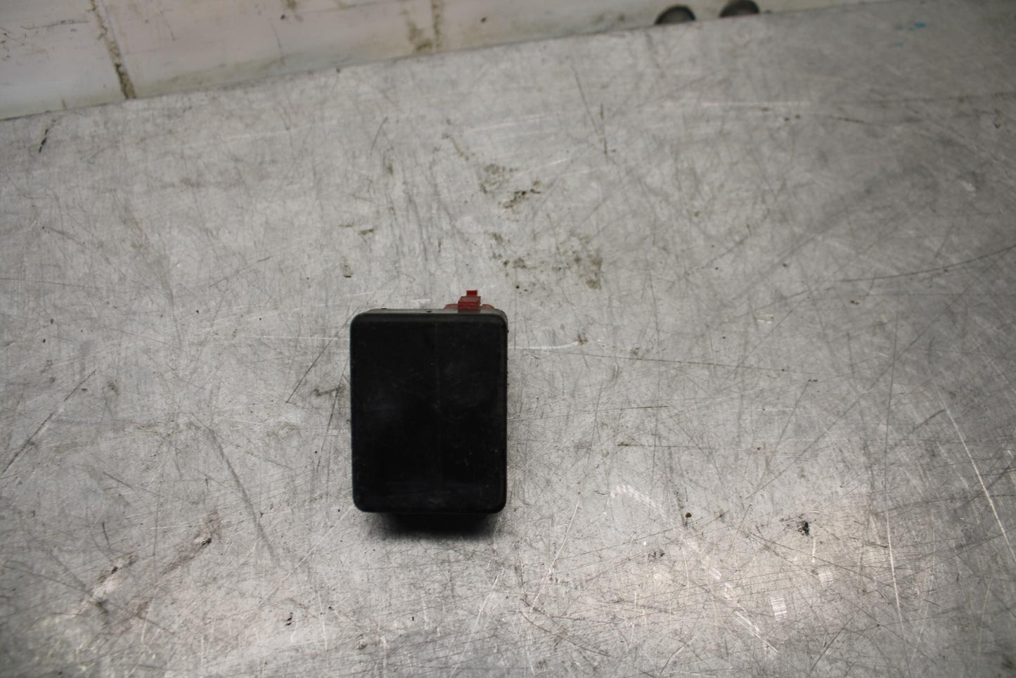 96-03 KAWASAKI NINJA ZX7R FUEL PUMP GAS PETROL SENDER UNIT RELAY BB438