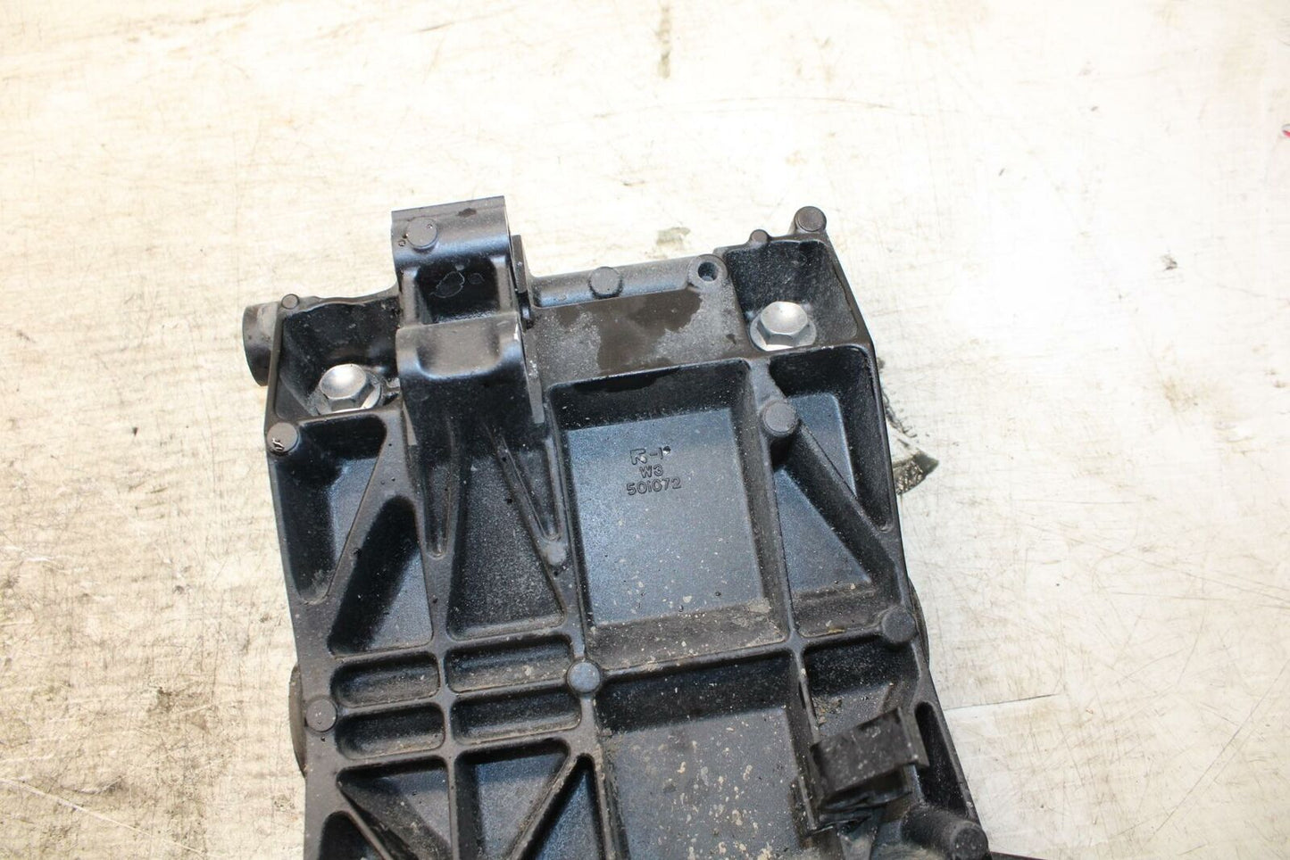 20-22 KAWASAKI Z H2 FRAME ENGINE PLATE BB382