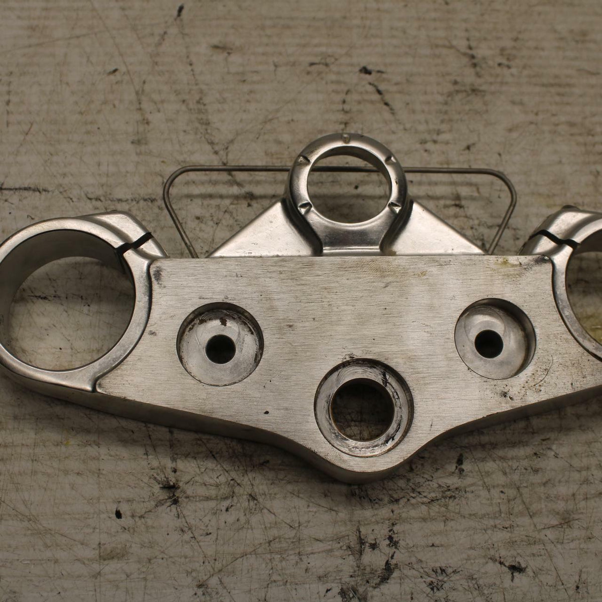 08-11 TRIUMPH SPEED TRIPLE FORKS UPPER TRIPLE TREE CLAMP BB366
