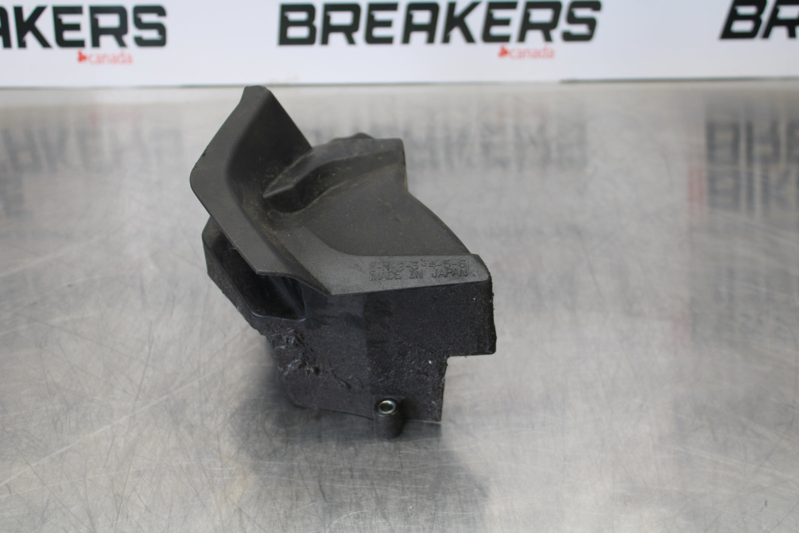 07-08 YAMAHA YZF R1 ENGINE SPROCKET COVER BB160