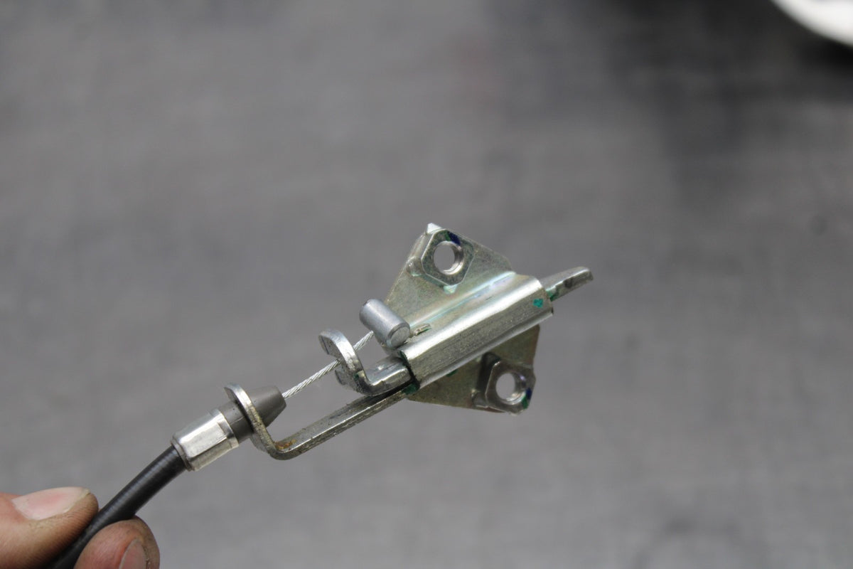 25 KAWASAKI Z900 IGNITION LOCK KEY SET W/ GAS CAP AND SEAT LOCK BB928