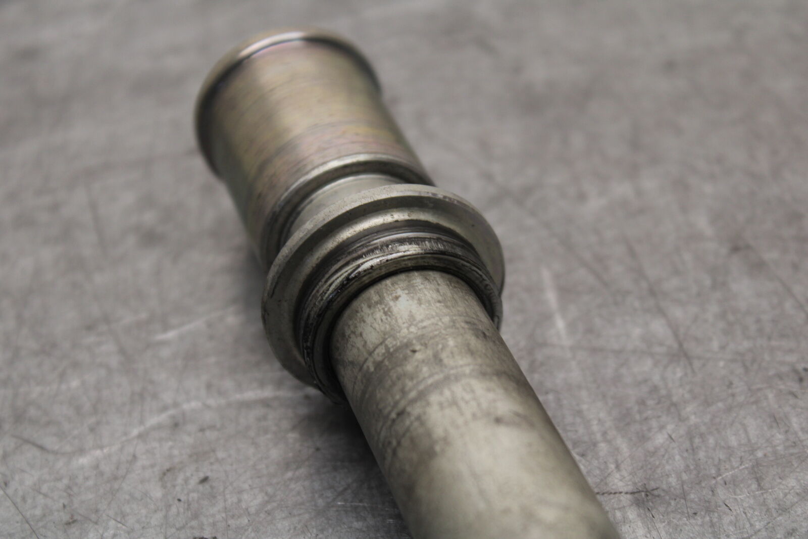 13-18 KAWASAKI NINJA ZX6R FRONT WHEEL RIM AXLE PIVOT BOLT 41068-0595 BB666